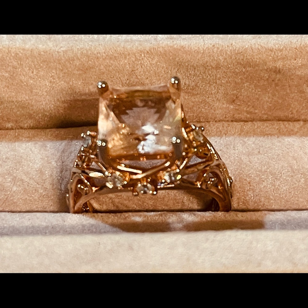 Ring - Picture 2 of 2